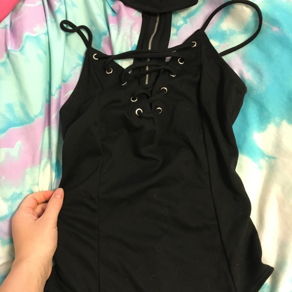 Black laceup bodysuit with choker - Picture 2 of 4